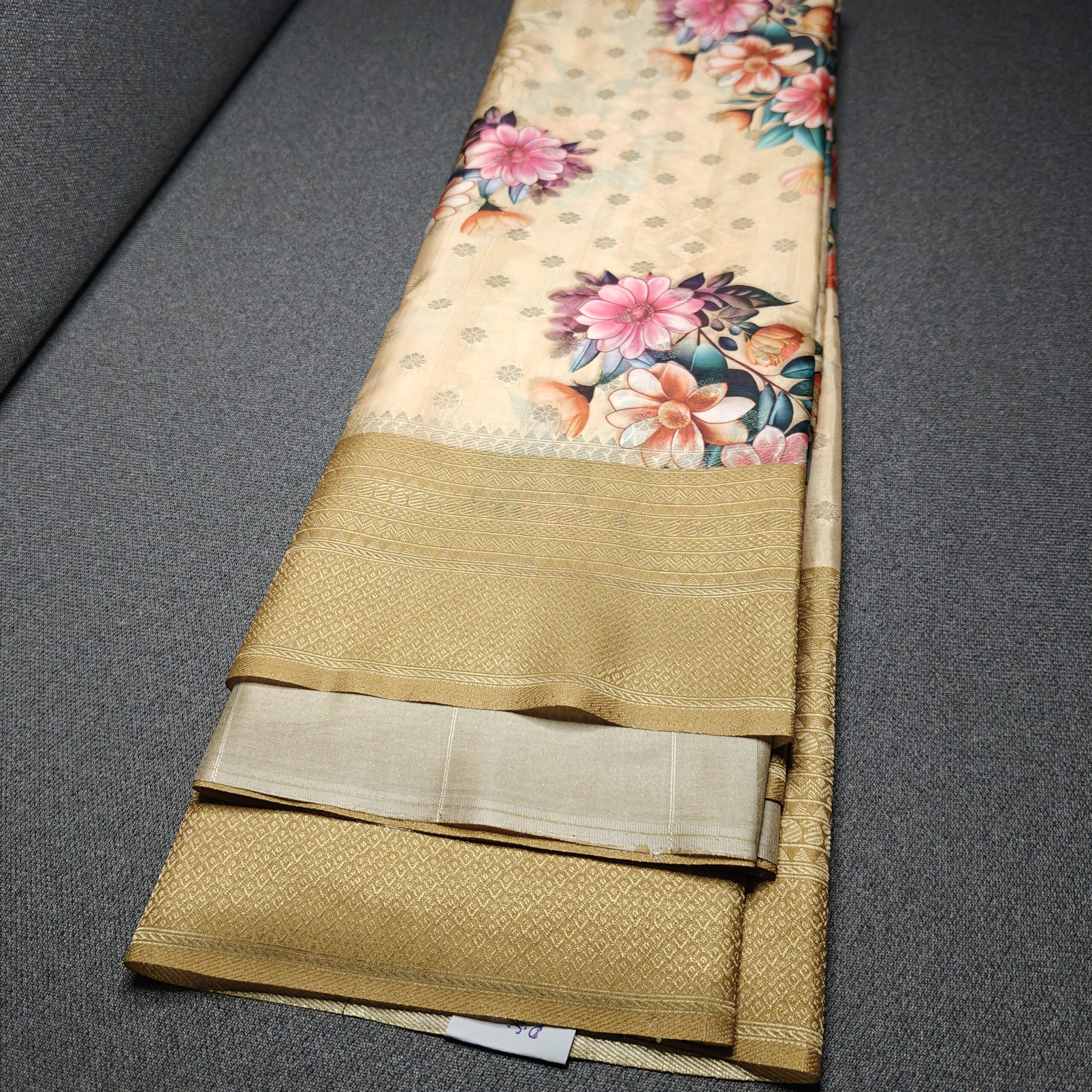 Beige Floral Printed Soft Silk Saree with Gold Zari Border - Image 3